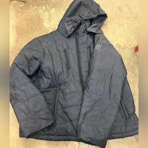 Tumi navy hooded puffer lightweight coat